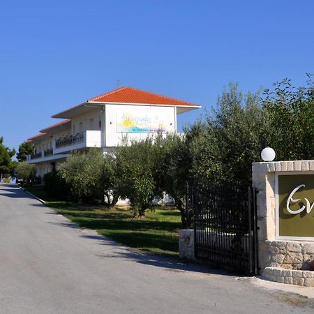 Evripidis Hotel Afytos Exterior photo